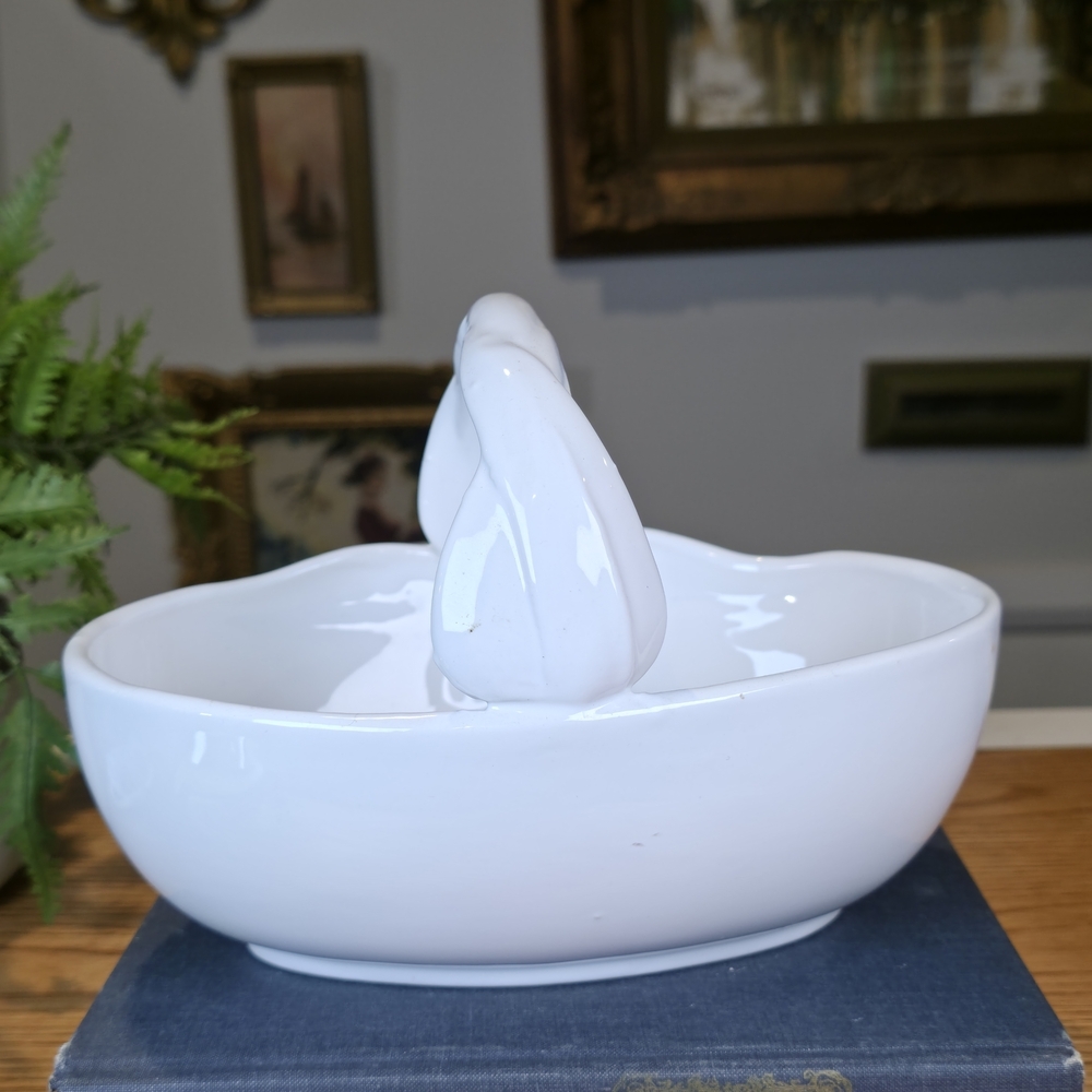 Vintage Amram’s White Ceramic Basket Twisted Handle Made in Italy Floral 9x6x6" - Picture 4 of 12